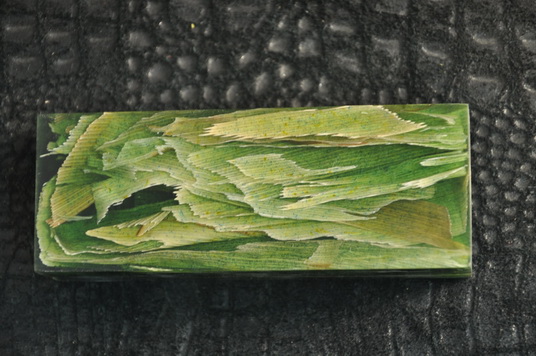 Кукурузные листья купить. Стабилизированные листья. Стабилизированная кукуруза. Стабилизированные рукояти ножей. Материалы композитные для рукояток.